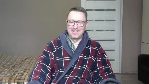 HarrySnake online show from 02-18-25, 06:37