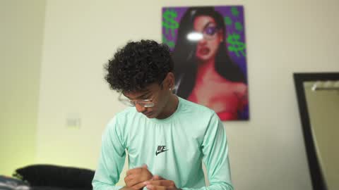 HARRY online show from 12-10-24, 01:33