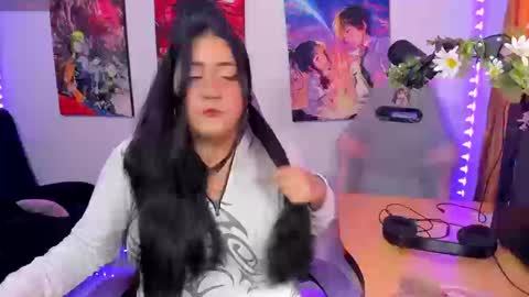 Snapshot of haruu2 chatting on 09-09-25, 12:59 karen online show from 09-09-25, 12:59