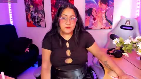 karen  online show from 10-05-25, 02:37