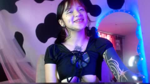 Im Emily and I could be the love of your life    online show from 10-25-25, 09:09