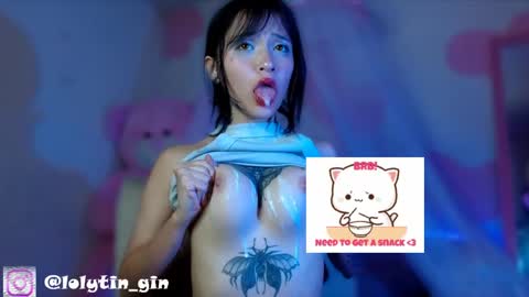 Im Emily and I could be the love of your life    online show from 05-10-26, 12:38