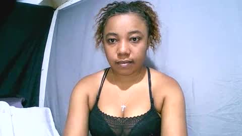 hasimina09 online show from 10-31-25, 09:32