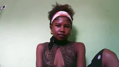 hasleyinah online show from 03-03-26, 08:42