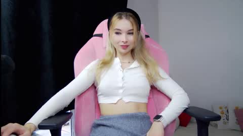 Anna online show from 10-05-25, 07:07