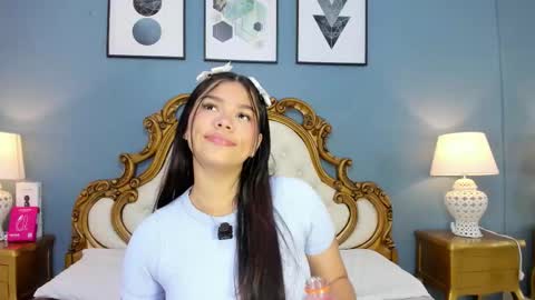 Snapshot of hatsajones chatting on 02-18-26, 04:08 hatsajones online show from 02-18-26, 04:08