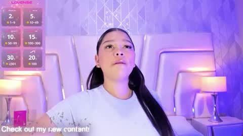 Snapshot of hatsajones chatting on 03-07-26, 04:09 hatsajones online show from 03-07-26, 04:09