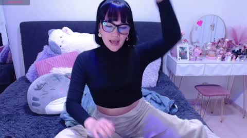 petunia  online show from 12-19-24, 10:56
