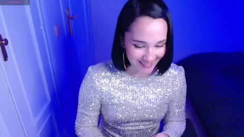 petunia  online show from 12-24-24, 01:17
