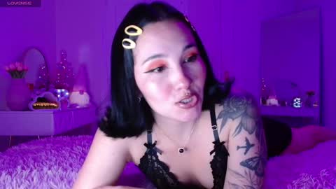 petunia  online show from 01-07-25, 08:03