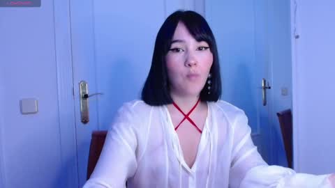 petunia  online show from 01-26-25, 05:13