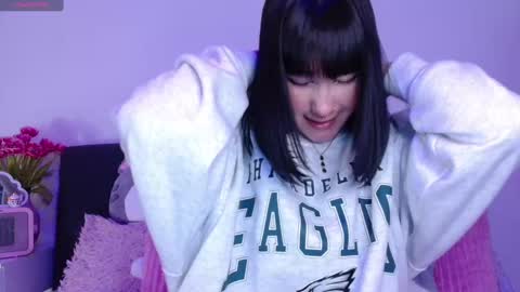 petunia  online show from 02-18-25, 06:37