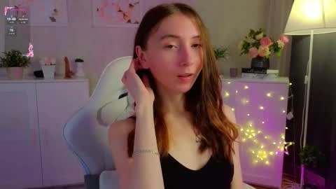 Lola online show from 02-10-26, 12:09