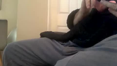 Snapshot of hawks2113 chatting on 01-12-25, 09:51 hawks2113 online show from 01-12-25, 09:51