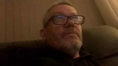 Snapshot of hawks2113 chatting on 03-11-25, 09:48 hawks2113 online show from 03-11-25, 09:48