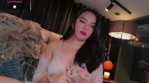 Snapshot of hay_fa chatting on 06-20-26, 05:43 HAYFA online show from 06-20-26, 05:43
