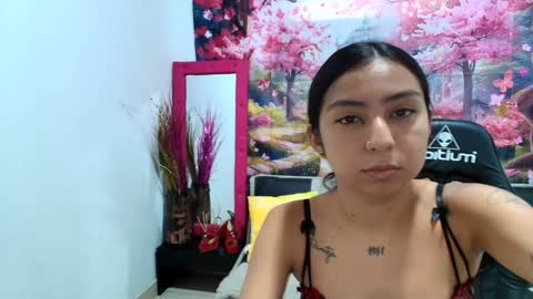 Snapshot of hayami_18 chatting on 01-08-25, 11:32 HAYAMI online show from 01-08-25, 11:32