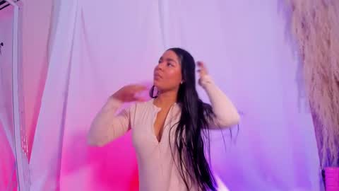 Hayami  online show from 10-01-25, 12:33