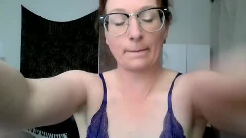 Snapshot of haydenmay chatting on 05-17-26, 06:04 Haydenmay online show from 05-17-26, 06:04
