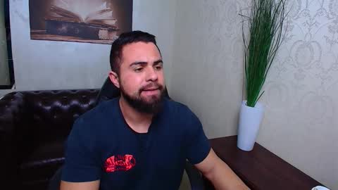 HayesWood online show from 02-11-26, 06:07