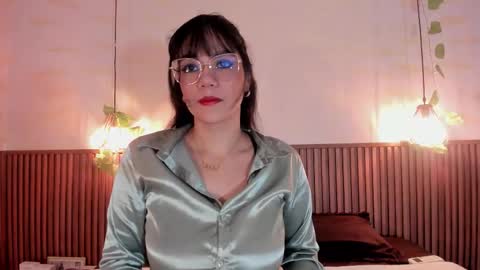 Snapshot of haylenpark chatting on 10-18-25, 10:27 haylenpark online show from 10-18-25, 10:27