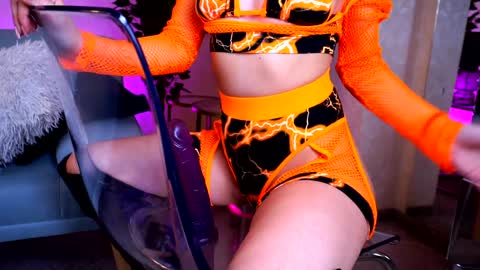 Haylie online show from 01-18-25, 11:11