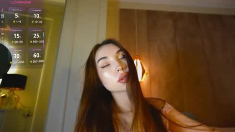 Snapshot of hayneiko_01 chatting on 05-25-26, 11:11 Maneki-Neko online show from 05-25-26, 11:11