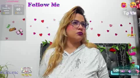 hazel online show from 11-16-25, 09:59