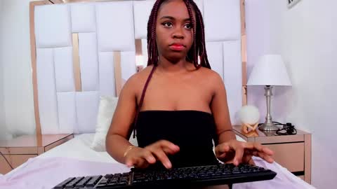 Hazel online show from 01-10-25, 05:26