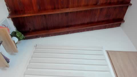 Im Hazel online show from 02-06-25, 09:49