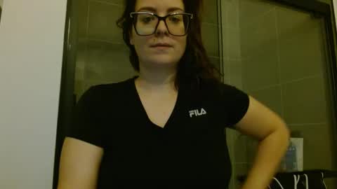 Snapshot of hazel_skye chatting on 10-13-25, 01:22 Hazel online show from 10-13-25, 01:22