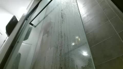 Hazel online show from 01-11-26, 04:23