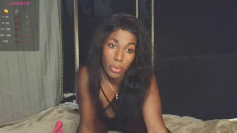 Snapshot of hazelb25 chatting on 10-20-25, 11:32 The Erotic Ebony Princess Hazel Rose online show from 10-20-25, 11:32