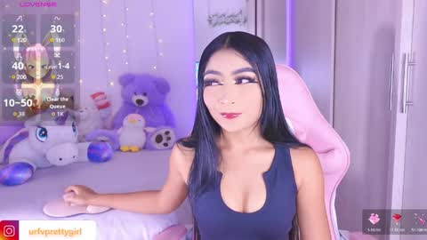 Snapshot of hazelbabee_ chatting on 06-05-26, 09:15 Lynn online show from 06-05-26, 09:15
