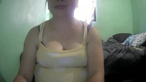 Snapshot of hazeldhane chatting on 10-12-25, 03:49 hazeldhane online show from 10-12-25, 03:49