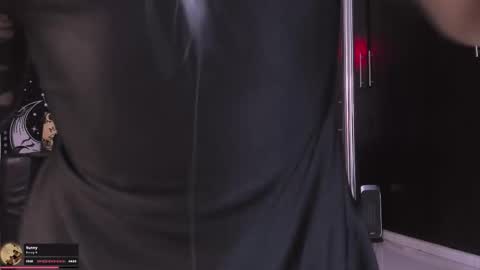 Snapshot of hazellwitch chatting on 09-26-25, 04:00 Hazell Witch online show from 09-26-25, 04:00