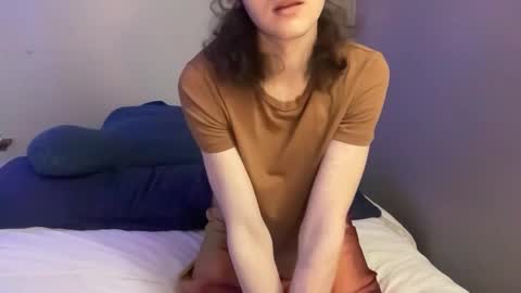 Hazel online show from 02-03-26, 01:04