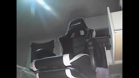 sexy ass wanting her coochie teased  boooooty ate  by bd online show from 04-03-26, 03:59