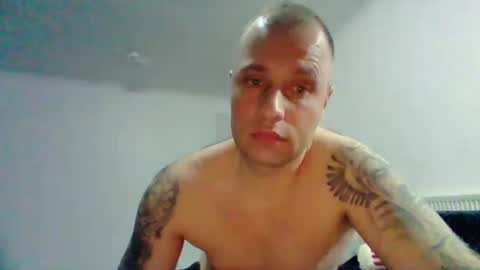 Snapshot of hddmaker chatting on 03-01-25, 12:39 ASD online show from 03-01-25, 12:39