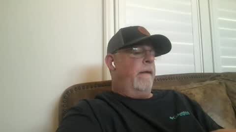 Hdeuce22 online show from 05-18-26, 04:24