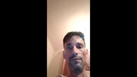 Snapshot of heardinio5 chatting on 09-19-25, 07:25 heardinio5 online show from 09-19-25, 07:25