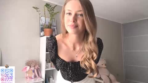 Mona online show from 10-09-25, 09:40