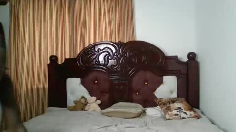 Snapshot of heart_star chatting on 01-11-25, 08:00 heart_star online show from 01-11-25, 08:00