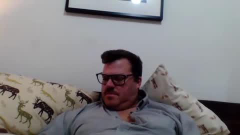 Snapshot of heartofadog604 chatting on 02-26-25, 05:31 MT online show from 02-26-25, 05:31