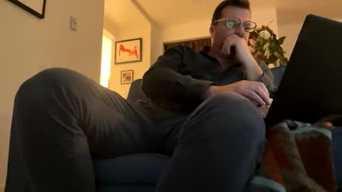 MT online show from 10-29-25, 12:35