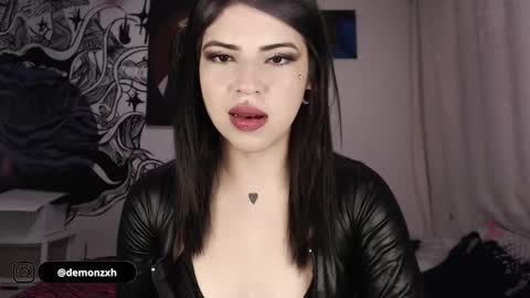 HEATHER DEMONZX   Please help me to reach 100 thumbs up online show from 01-22-25, 08:29