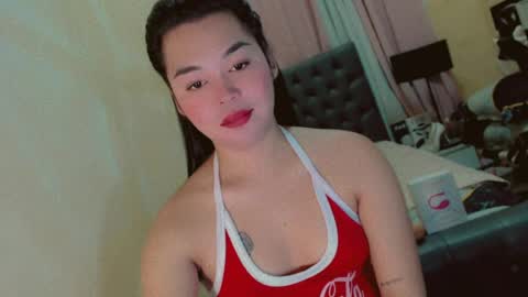 Snapshot of heatmusex_ chatting on 06-12-26, 08:08 Kylene3 online show from 06-12-26, 08:08