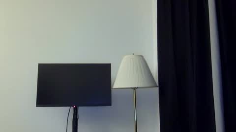 Snapshot of heatwavee chatting on 05-01-26, 12:48 heatwavee online show from 05-01-26, 12:48