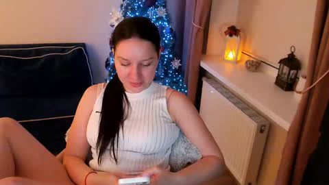 Heaven girl online show from 12-20-24, 08:55