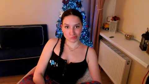 Heaven girl online show from 01-26-25, 06:48